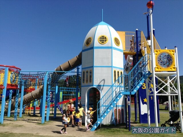 深北緑地①「ロケット広場」大型複合遊具