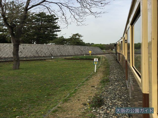 浜寺公園内の汽車から見た景色