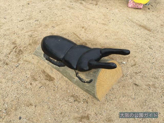浜寺公園「高石児童遊技場」クワガタの乗り物