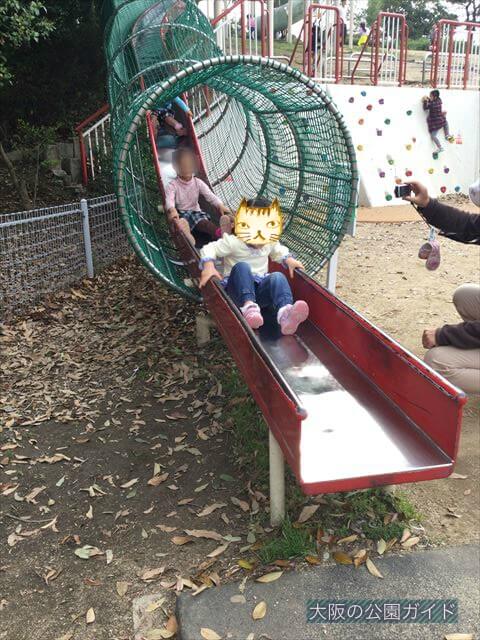 浜寺公園「高石遊技場」ロング滑り台