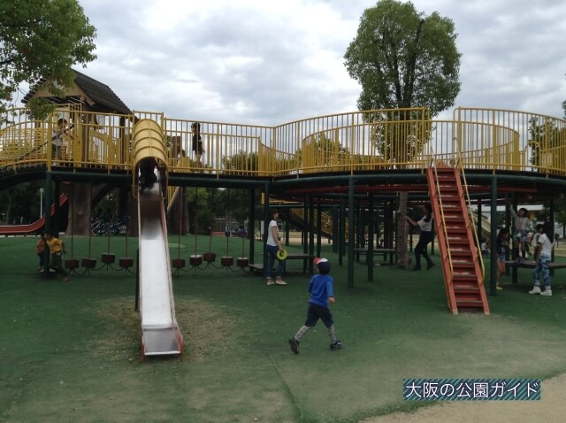 久宝寺緑地「もくもく元気広場」大型複合遊具