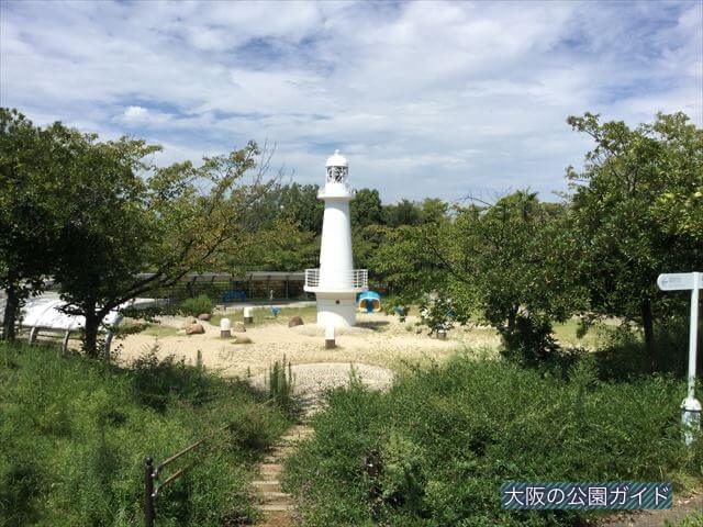 舞洲緑地・芝生公園と灯台
