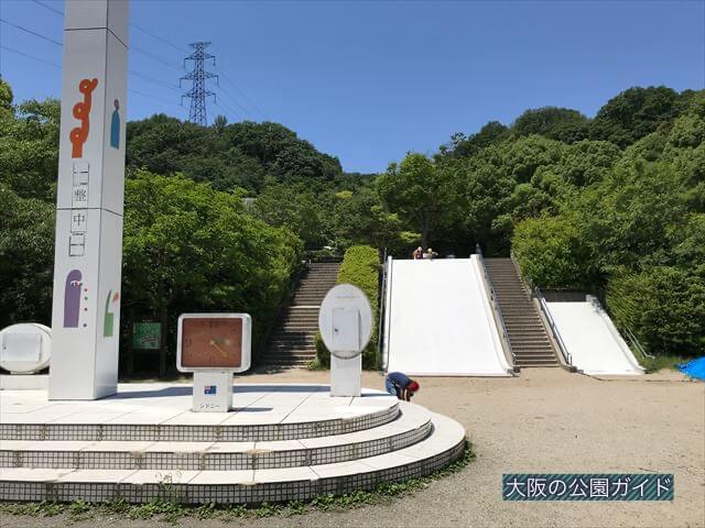 むろいけ園地の遊具ジャンボ滑り台