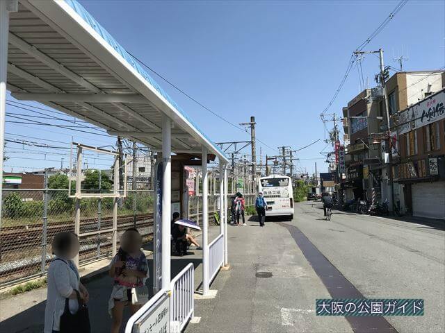 むろいけ園地行きのバスがあるJR学研都市線「四条畷駅」バス乗り場