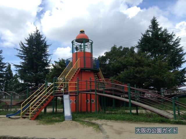 大泉緑地「海遊ランド」灯台の複合遊具