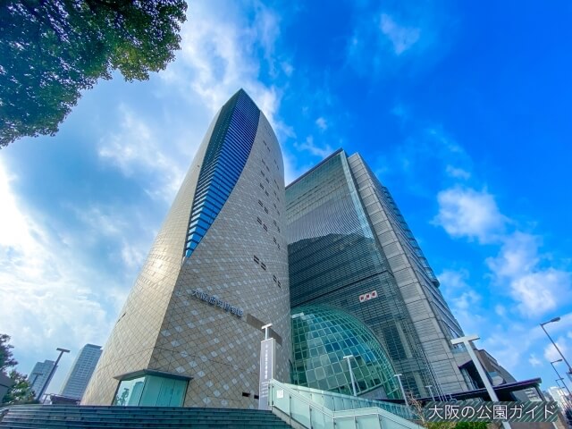 大阪歴史博物館とNHK大阪放送局