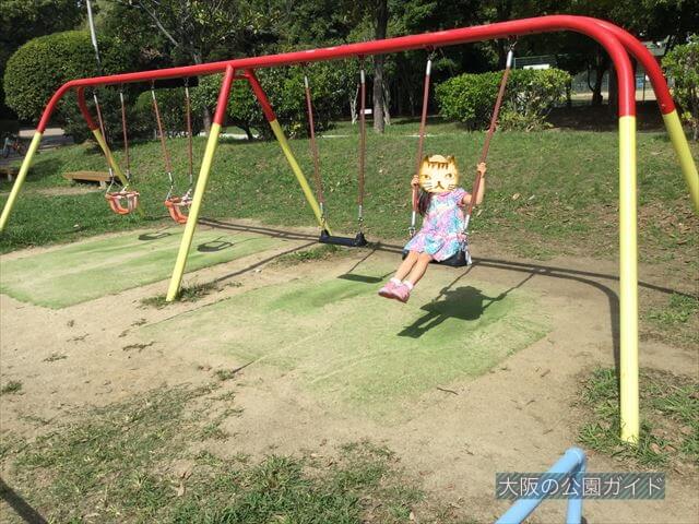住之江公園のブランコ
