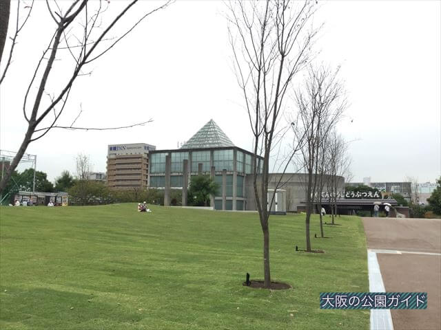 てんしばゲート（天王寺動物園の入口）