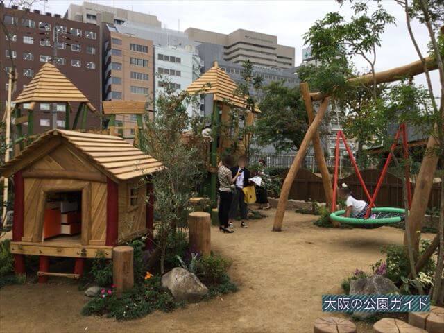 天王寺公園「てんしば」ボーネルンドプレイヴィル天王寺公園の屋外遊び場