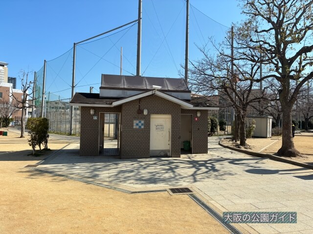 「神路公園」トイレ