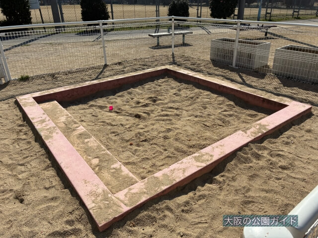 「神路公園」砂場