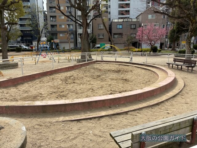 「南大江公園」砂場