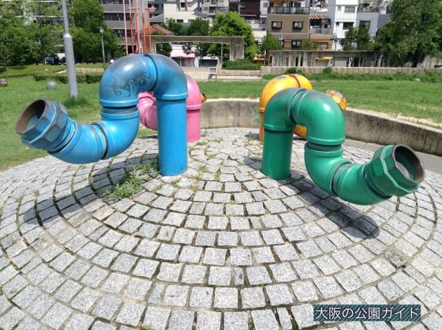 扇町公園「大地の声」声が聞こえる電話遊具