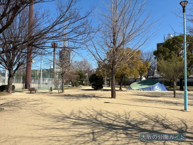 真田山公園「広場」